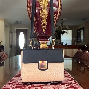 Vintage NWOT Chic Cream and Black Crossbody Bag With Gold Accent